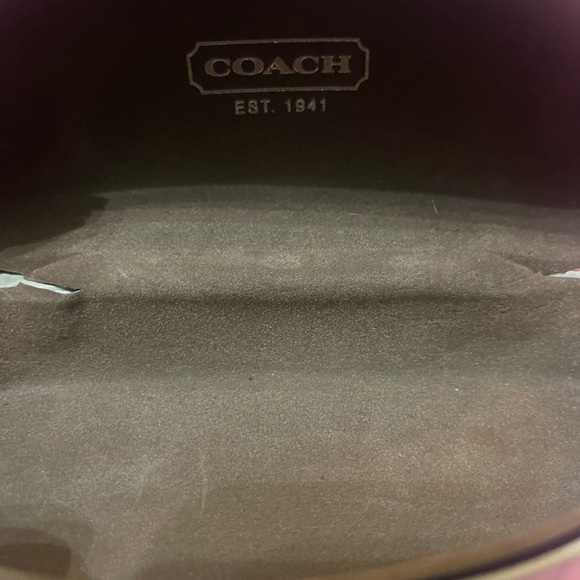 Coach sunglasses w/hard case😎 - Picture 7 of 8